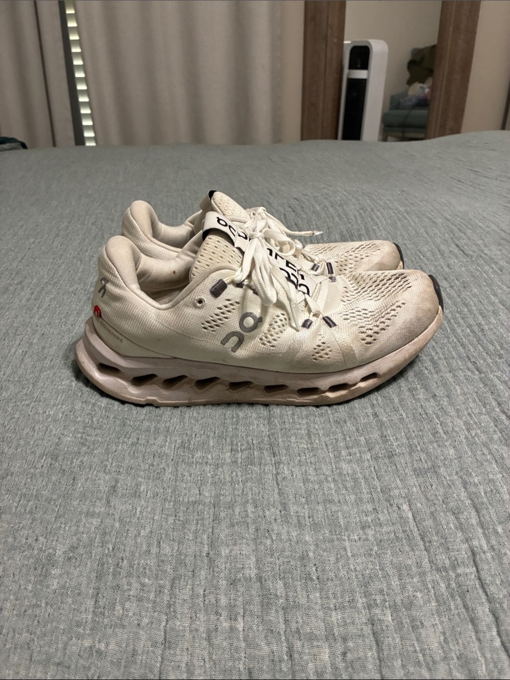 On Running Women’s Athletic Shoes in Cream